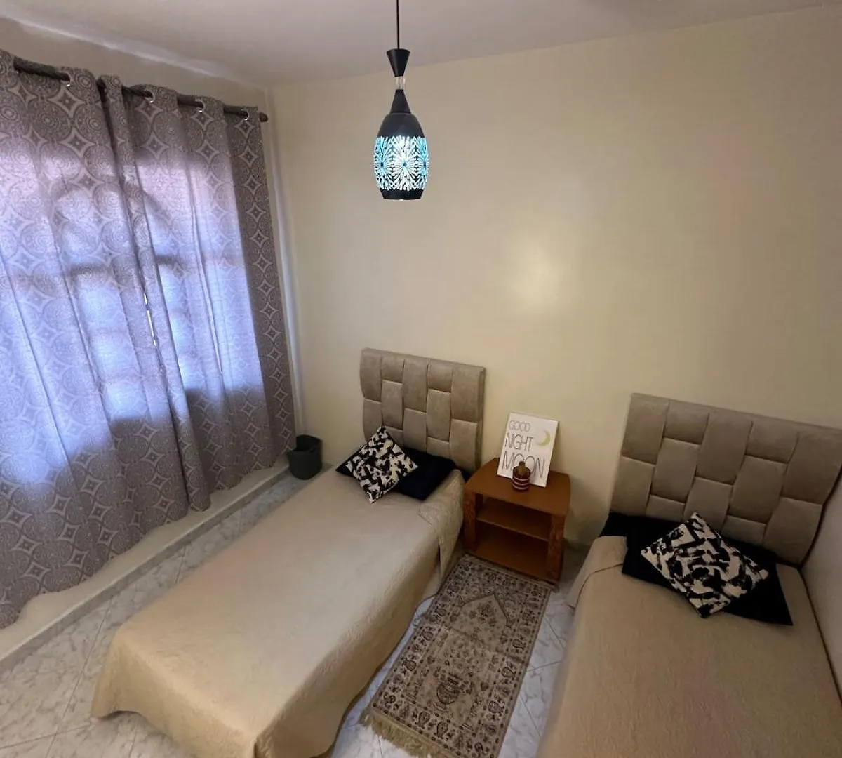 Lovely 2 Bedroom Appartement Марракеш