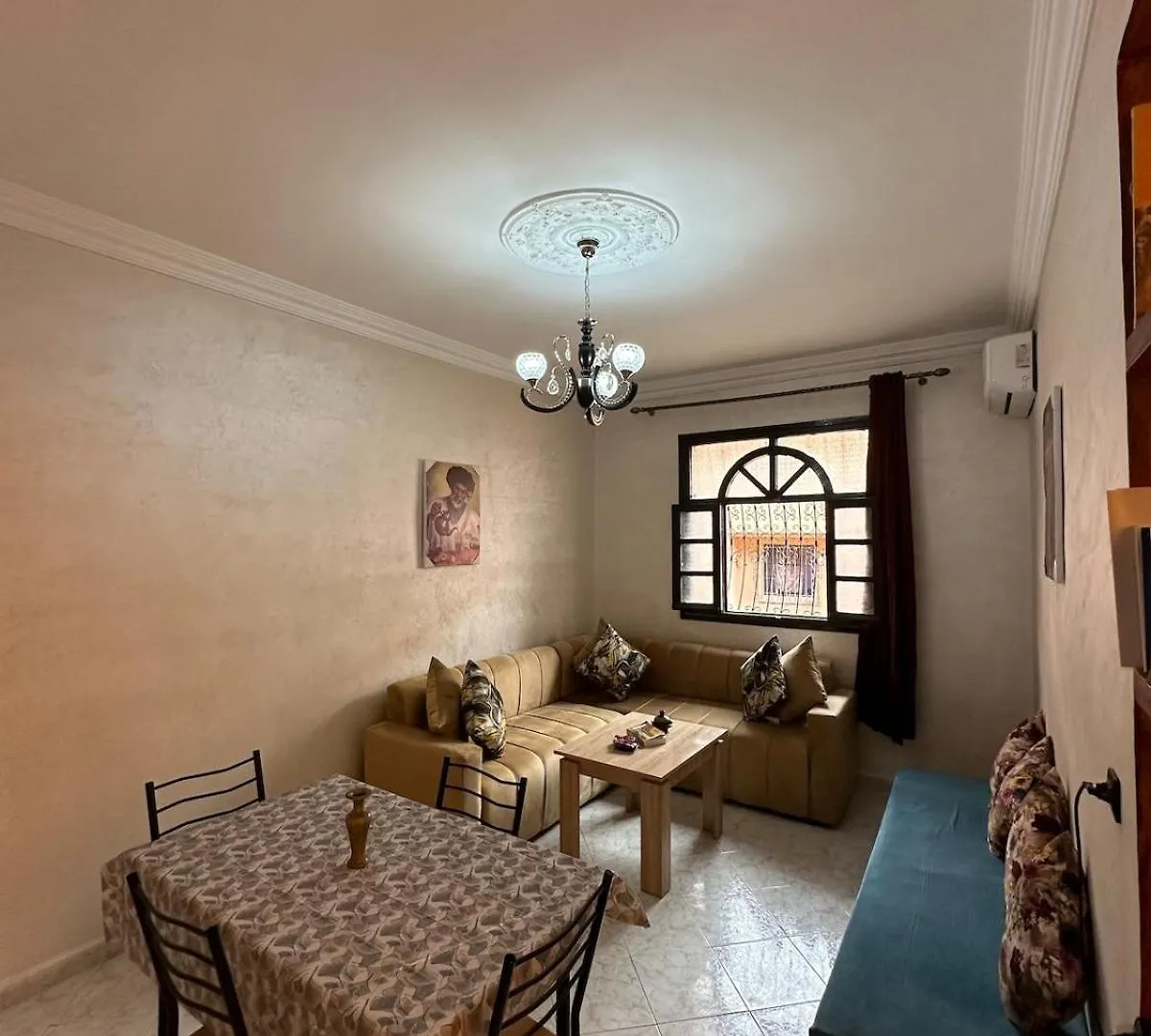 Lovely 2 Bedroom Appartement Марракеш